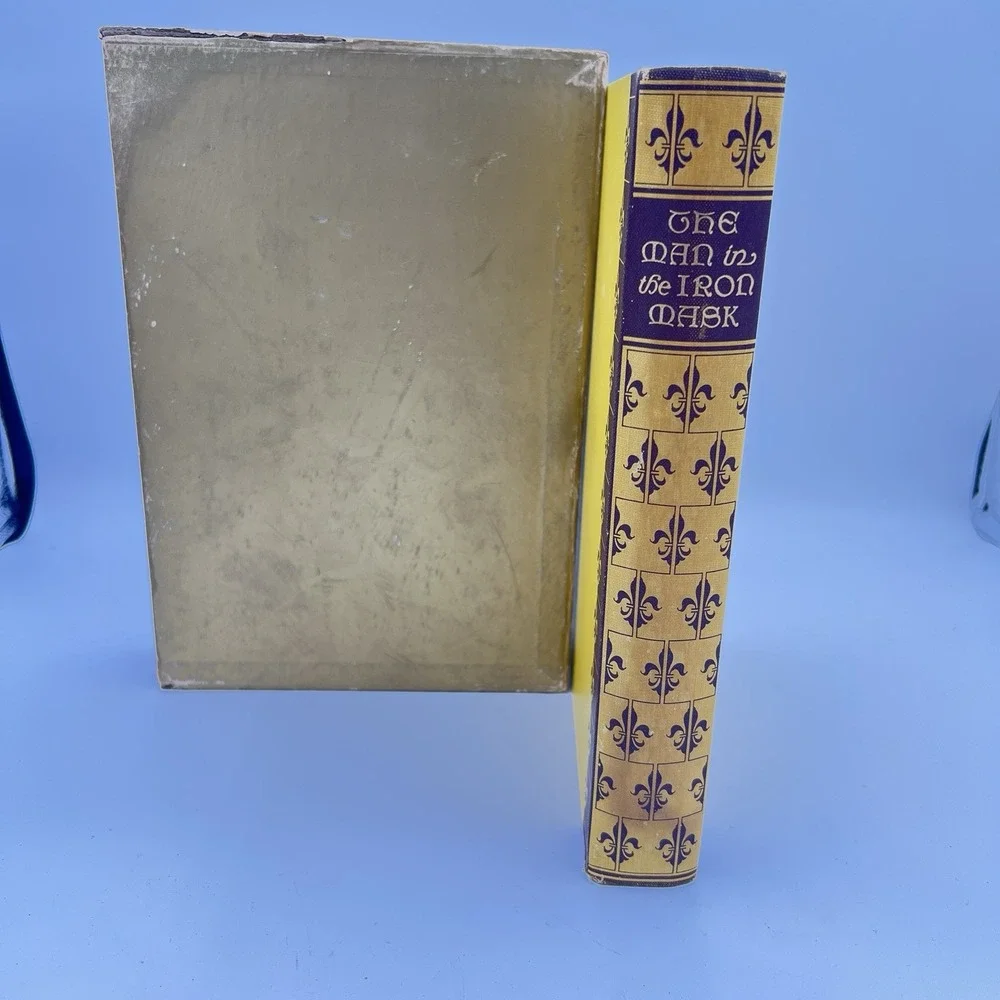 The Man In The Iron Mask‎ by Alexandre Dumas , Heritage Club 1964 - Hardcover